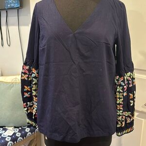 NWT Maeve by Anthropologie size 8 V neck blouse